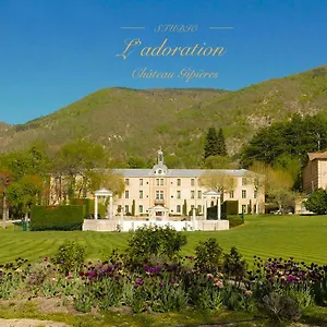 https://chateau-des-gipires.hotels-rhonealpes.com